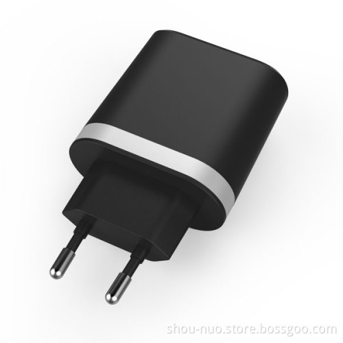 Factory Outlet Wall Charger Folding Plug Travel Charger 5V 2.4A Dual Port USB Wall Charger
